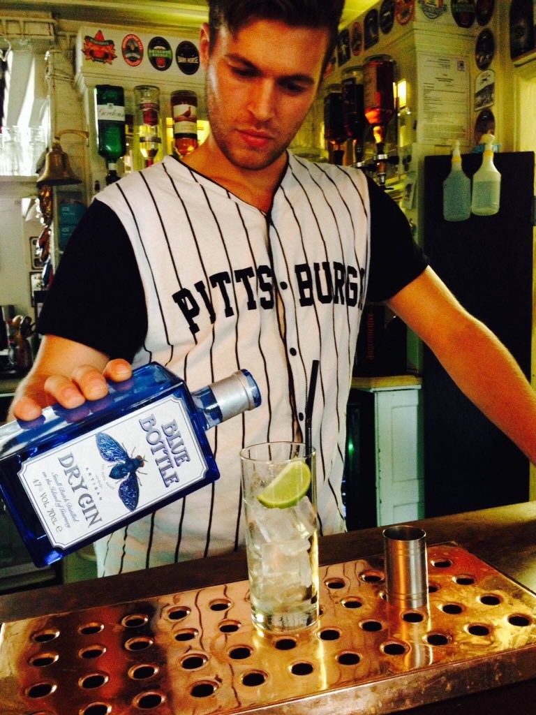 bluebottlegin (@bluebottlegin) on Twitter photo If you live in #Oxford you can enjoy Blue Bottle at <a href="/WhiteRabbitOx/">White Rabbit Oxford</a> #gin #bluebottlegin #artisangin #ginoclock 😃 If you live in #Oxford you can enjoy Blue Bottle at <a href="/WhiteRabbitOx/">White Rabbit Oxford</a> #gin #bluebottlegin #artisangin #ginoclock 😃