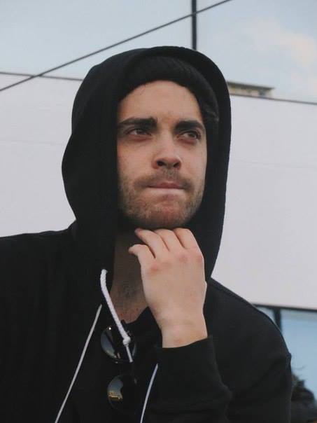 ParamoreNavyWW's tweet image. Taylor York 😍😍😍