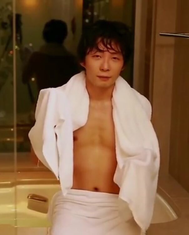 星野源 妄想bot V Twitter 源 遅いじゃん もう風呂入っちゃっ たよ ご ごめん あっ腹筋 源 なに じっと見てるの え 別に 源 はぁ ほら服脱げ もう1回風呂入る ぞ T Co Ti9qockrak 星野源 妄想bot V Twitter 源 遅いじゃん もう風呂入っちゃっ たよ ご ごめん あっ腹筋 源 なに じっと見てるの え 別に 源 はぁ ほら服脱げ もう1回風呂入る ぞ T Co Ti9qockrak