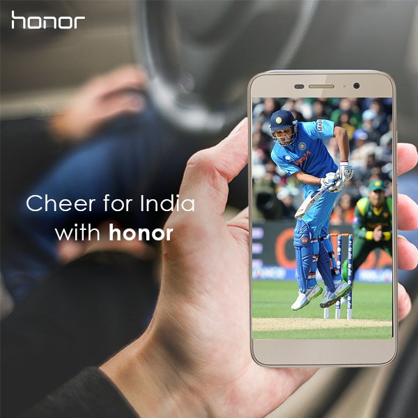 HiHonorIndia's tweet photo. Catch the action-anytime,anywhere & enjoy every single detail in the match with the HD display of honor #Holly2Plus! https://t.co/j48kH4uNkK