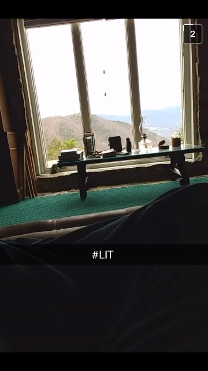 LSUSnapchats's tweet photo. This doesn't look #lit at all doe https://t.co/MDcWOO8ShN