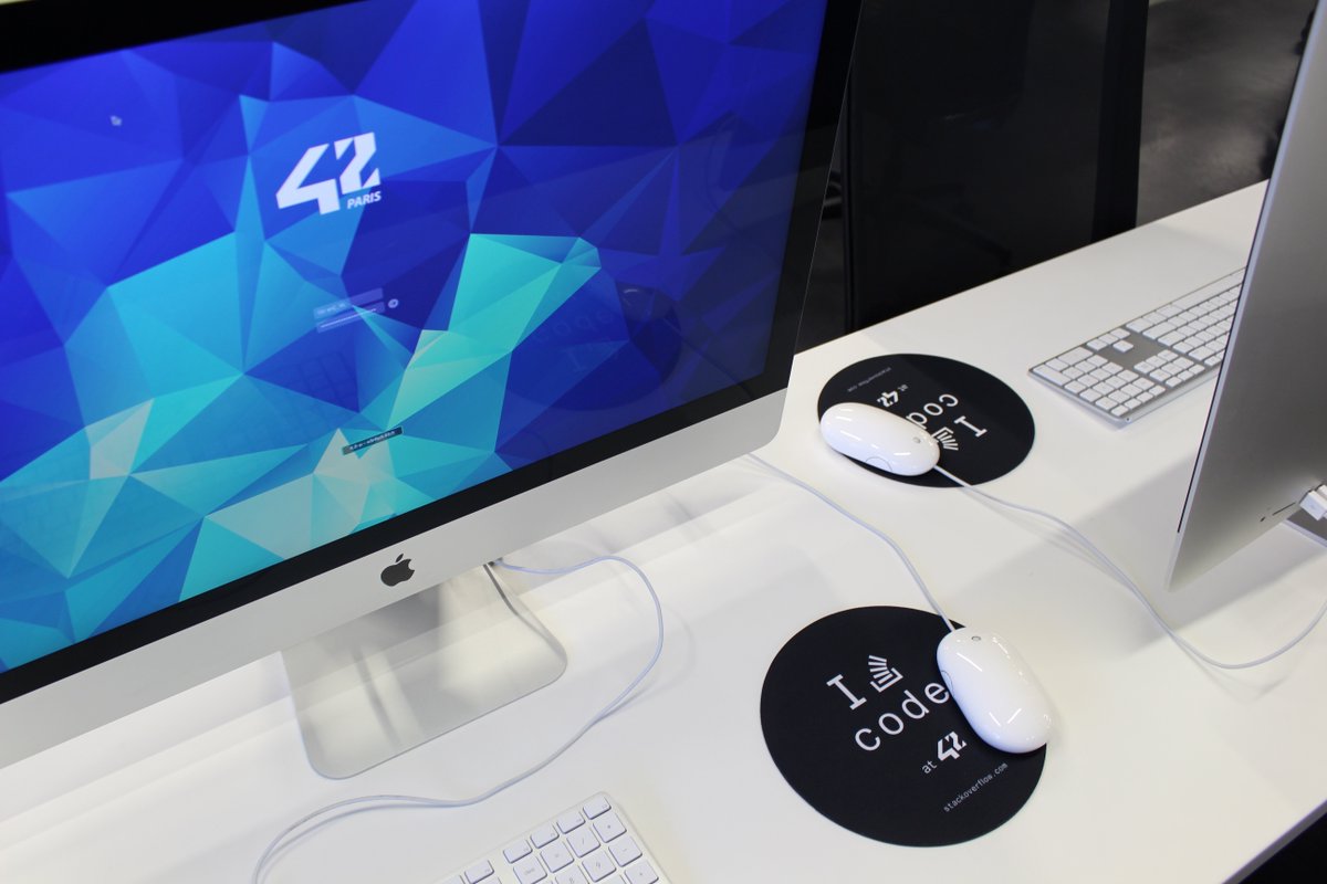 42born2code's tweet image. Thank you to @StackOverflow @StackCareersUK for the new mousepads #ILoveCode #Born2code