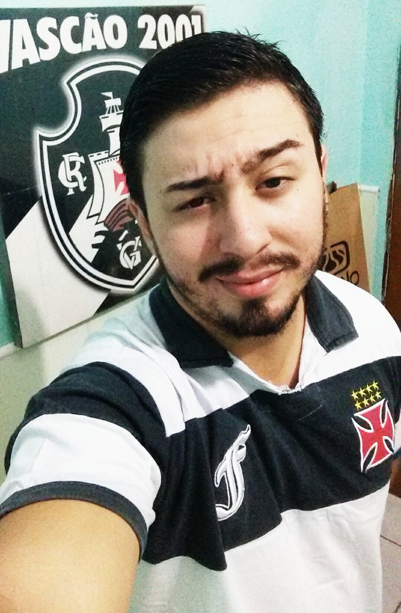 IuriDiaz's tweet photo. #batebolabomdia de casa mesmo, mostro o amor!! https://t.co/K9K5Gx8sr7