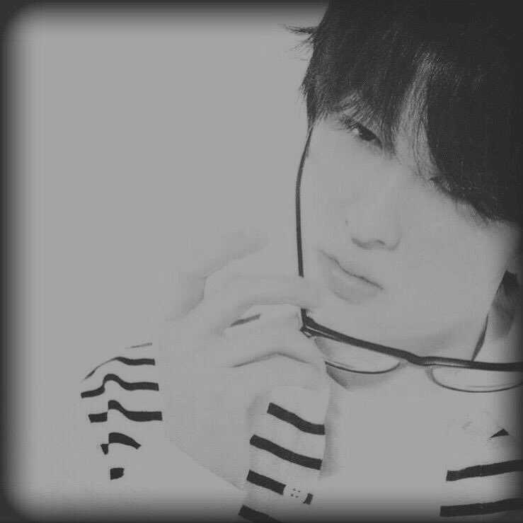 ryuto_y_x's tweet photo. "壊れるほど深く溺れていく…"

.

.

"イケナイ言葉で俺を慰めて"

.

.

左遊人気分行為個室異常性癖拘束裏表

.

.

普通じゃ物足りないなら

俺の眼鏡外してみろや
.
#RTしたnrさんbotさんフォローする https://t.co/3KOEUz6WWi