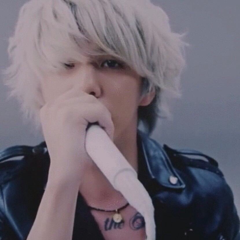 MWAMOORer07211's tweet photo. Twitter始めたばっかだけど、ロック好きよろしく！

#ONE OK ROCK
#MAN WITH A MISSION
#MY FIRST STORY
#ロック好き
#RTした人全員フォローする 
#いいねした人もフォローする https://t.co/LxTlGs2drV