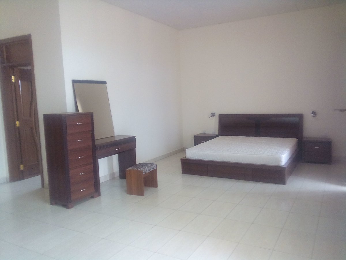 CenturyRwanda's tweet photo. House for rent- 4 bedrooms,all self contained - Lounge &amp; Dining - Bar Area for only $2,500 @CharlesHaba https://t.co/b7V0670VyI