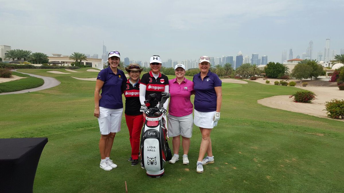 2nd day at <a href="/MontgomerieDxb/">Montgomerie Dubai</a> spent with the Ladies! Great fun doing beat the pro challenge! #thisgirlgolfs @LynxGolfUK