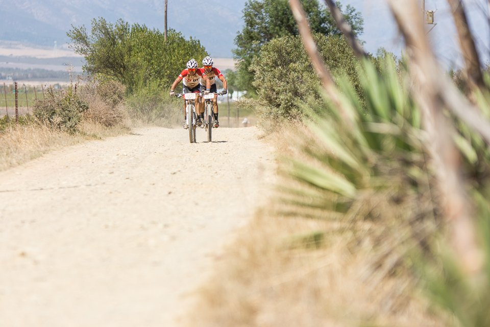 Suunto_Fitness's tweet photo. The first teams are in, now we wait for the real warriors. @CapeEpic #Epic100 https://t.co/kxjCsBtfZk