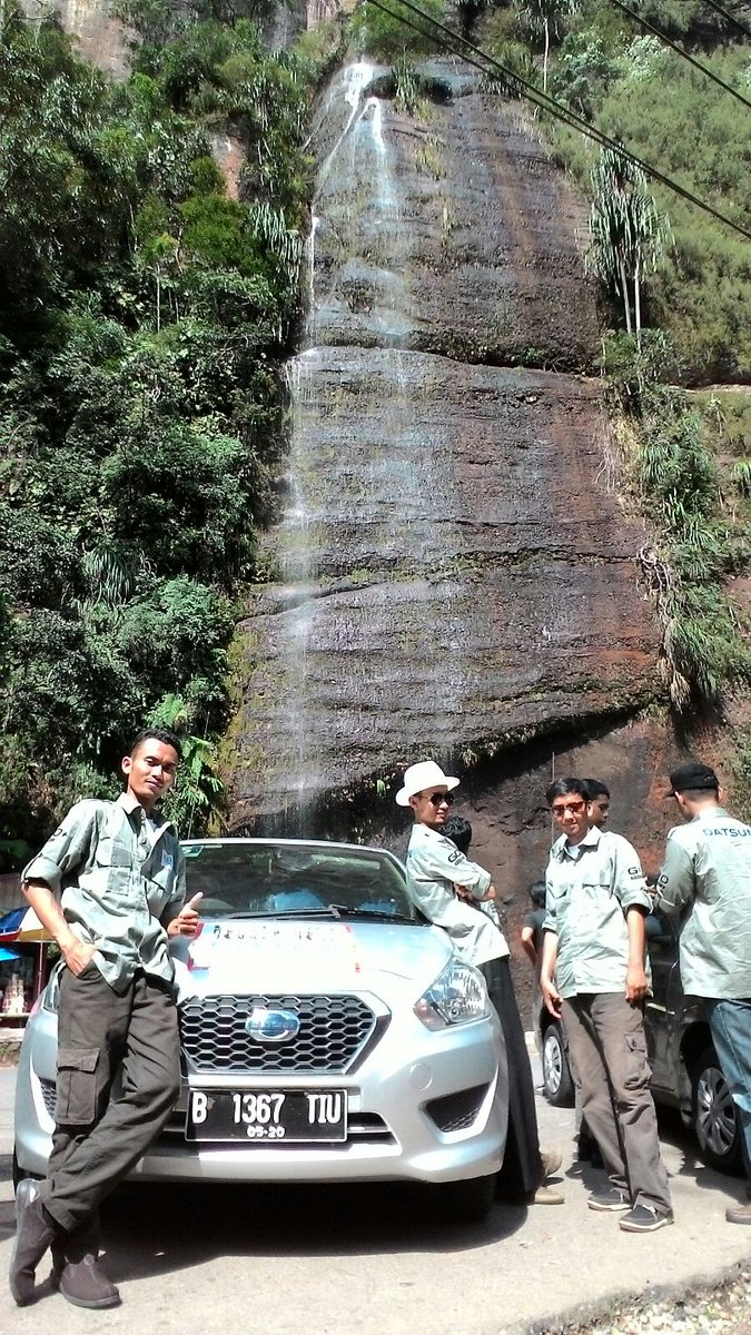 Riyadh_Pontang's tweet photo. Keindahan alam yang memukau. #Datsunrisersexpedition #Bukittinggi #riser5 @ID_Datsun @MarwakoYako @_elfahdun https://t.co/ovfs7X2EvG
