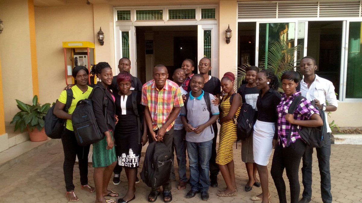AngelNabikolo's tweet photo. I have loved the master class mapping sessions  we pray that it may be of importance to us en the country @GIS https://t.co/gm3QoN4ev3