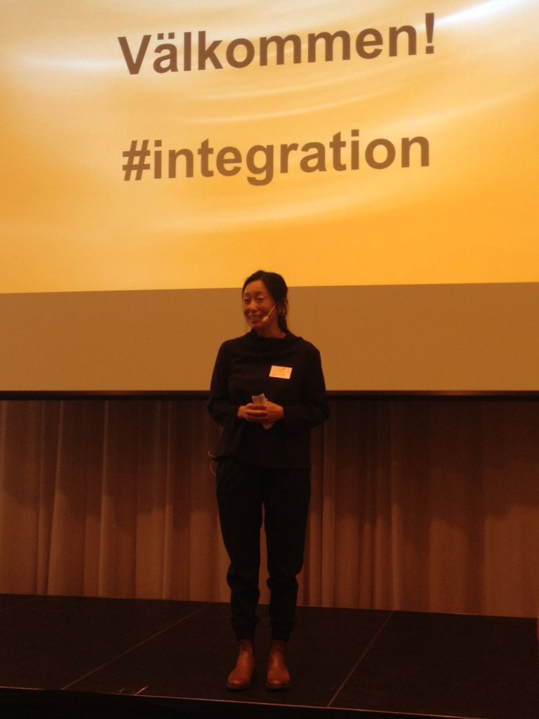 <a href="/ToveLifvendahl/">Tove Lifvendahl</a> berättar varmt och klokt om Sverige och våra vägskäl #integration