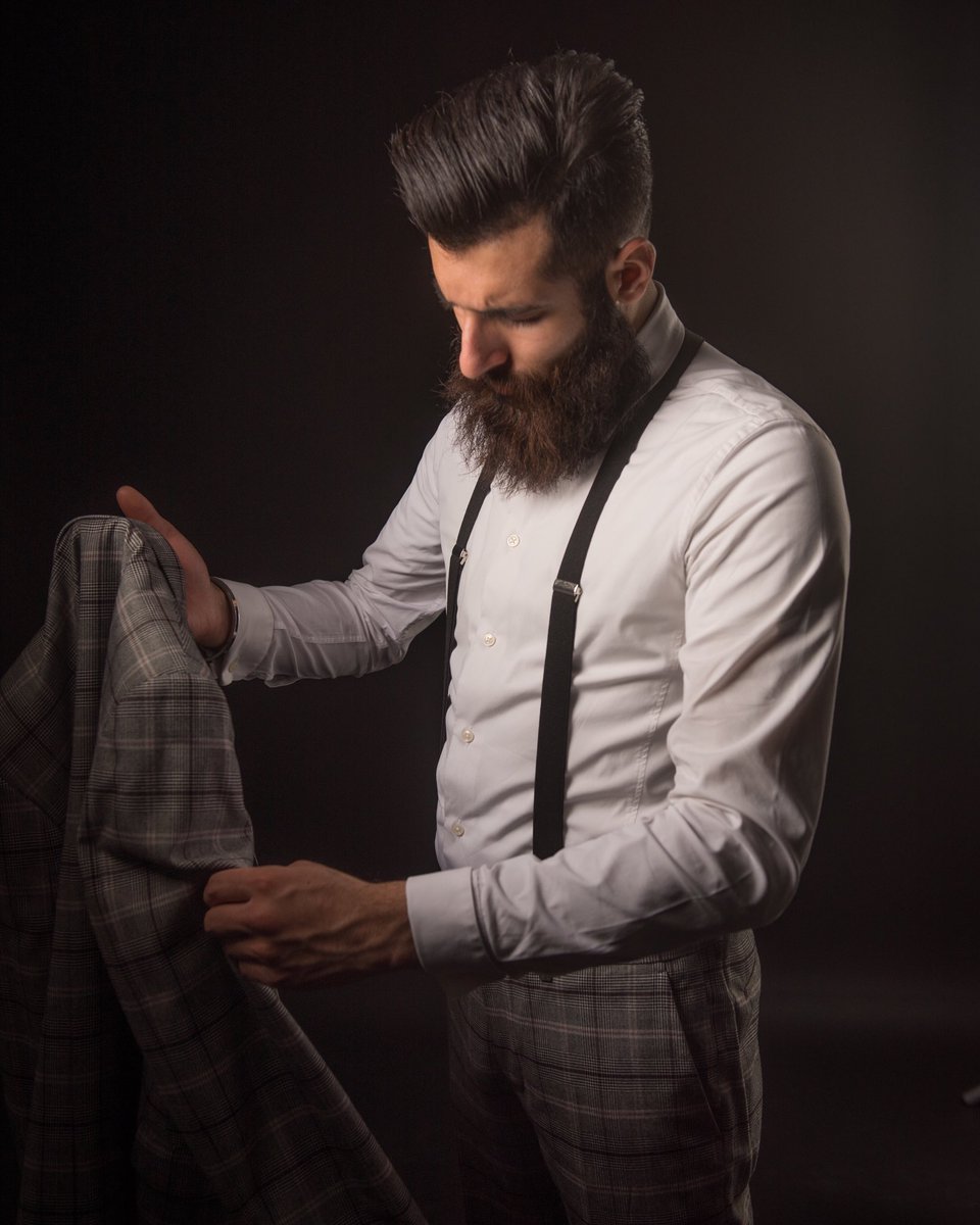 djmannymusic's tweet photo. If you know about the Coat Pent, you know! 📸 #DJManny #BookTheBeard #CoatPent #mensfashion #BeardedDJ https://t.co/79xiXcgpP7