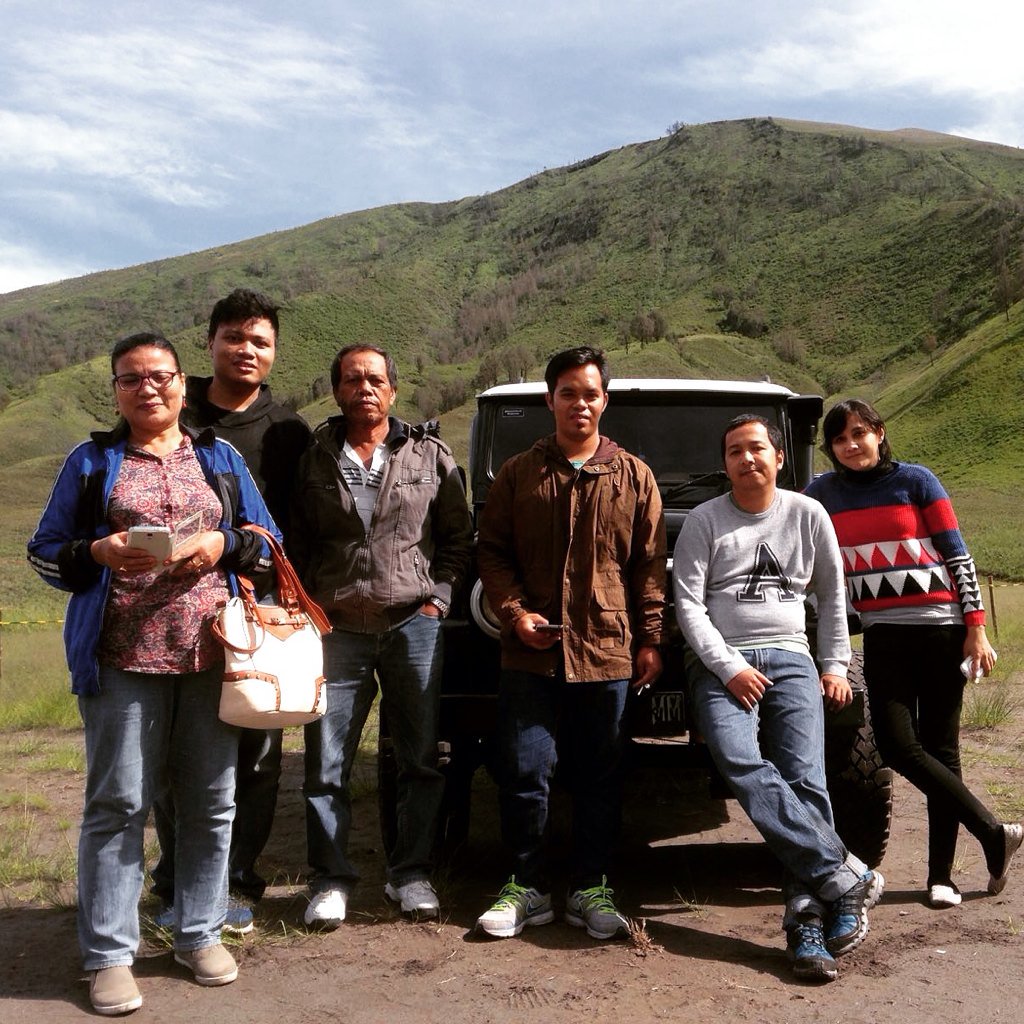 BackpacktourID's tweet photo. Terima kasih temen2 yg telah memakai jasa @backpacktourid tour to D'Bromo tgl 12-13 Maret 2016. #OpenTripBromo https://t.co/kF80pifVvg
