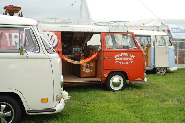 BrideMag's tweet image. #GIVEAWAY: RT &amp;amp; Follow @DorsetWedFest and @BrideMag to #WIN tickets to Dorset Wedding Festival | Closing: 3 May