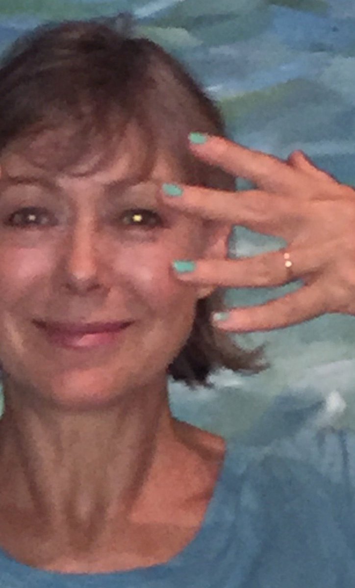 4JennyAgutter's tweet photo. As patron of @Ovacome I know the symptoms of ovarian cancer,do you? RT the #TealTips message https://t.co/i6UC1lxdSr https://t.co/ffY4mhEy0l