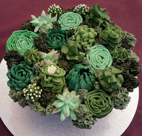 HecklerPower's tweet photo. No way is this a cake!
Anyone else have to check twice?
#Cake #Baking #Flowers #Awesome
Cake BY : Connor Macmurray https://t.co/kU6jqQEjAS