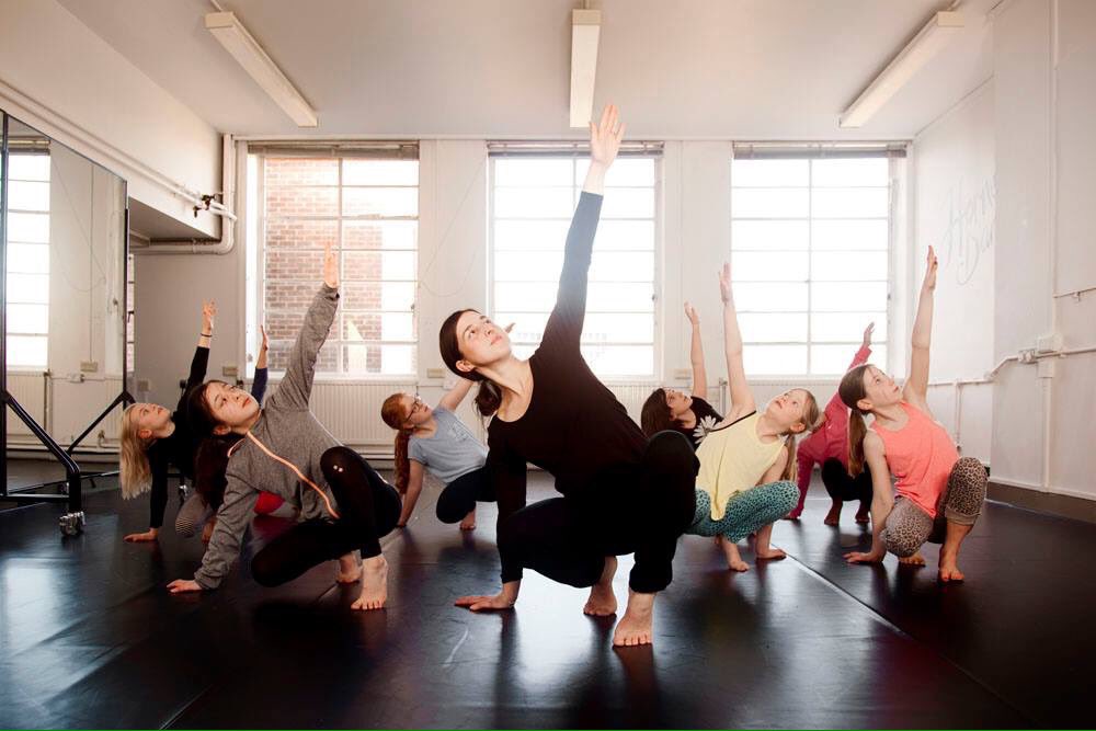 CelisseDance's tweet photo. Dancing with my students everyday makes me very happy - believe in big dreams https://t.co/2a3WpgZjZC