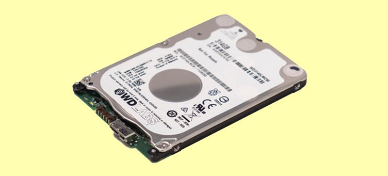 Gizmodo's tweet photo. This $30, 300GB hard drive was designed especially for Raspberry Pi: https://t.co/qXTbw3oqY1 https://t.co/ynLAtfAfMp