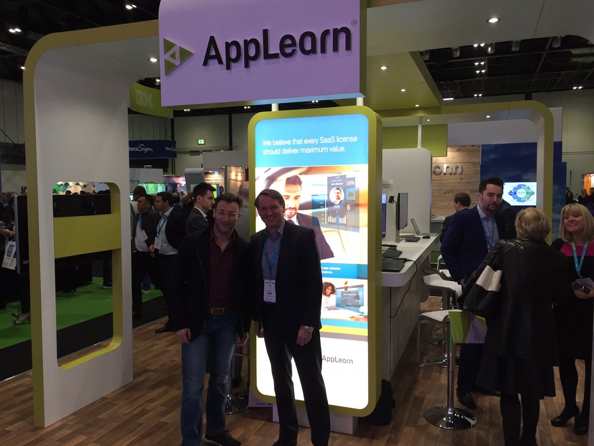 unleashmarc's tweet image. We believe in Applearn - 2 visionaries together - Mark Barlow and Simon Sinek #HRTechWorld