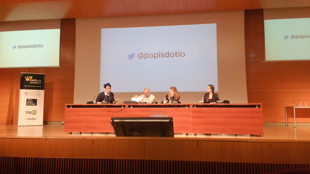 CapdevilaPujol's tweet image. Today&apos;s  speakers clarifying the long way that #AI still needs to go to build #strongAI at #papisconnect