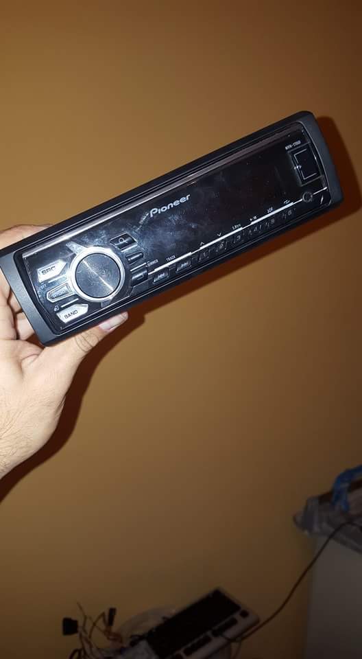 SiracusaAnnunci's tweet image. Vendo autoradio dlvr.it/KnZVs9 #Audio_Video