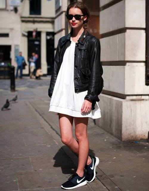 ANSport_'s tweet photo. El look @Nike vuelve a estar de #moda esta #Primavera2016 #Fashionista #itgirl #becoolbefancy #NikeisLife https://t.co/XNM5ns7gzU