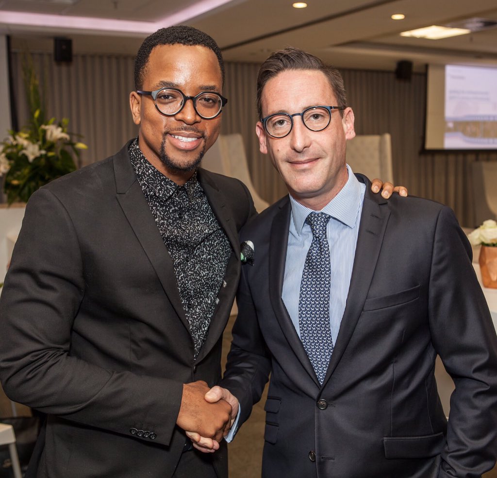 MapsMaponyane's tweet photo. Done deal. "Welcome to the team..." - Deon Katz, @Investec Head Of Banking SA. #Reserved4Me 🌐 🇿🇦🇬🇧🇺🇸 https://t.co/cawUrCnoxi