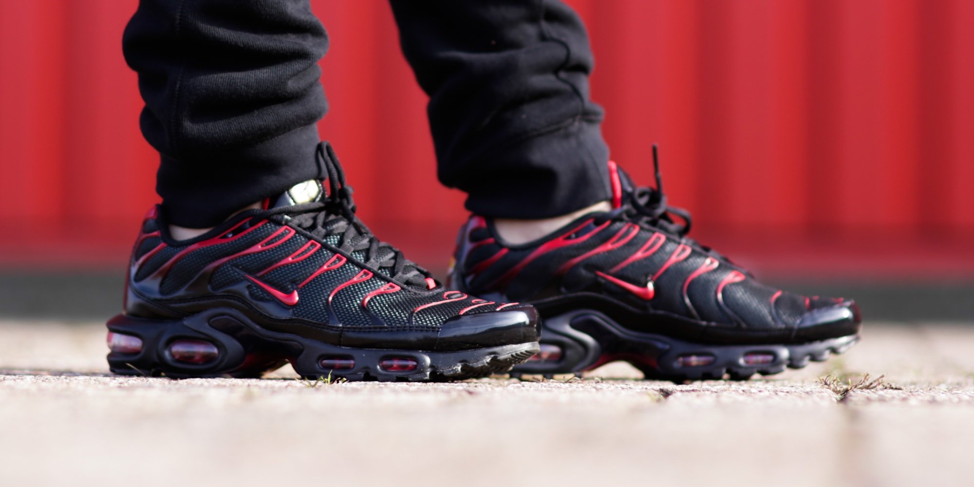 air max plus love hate pack