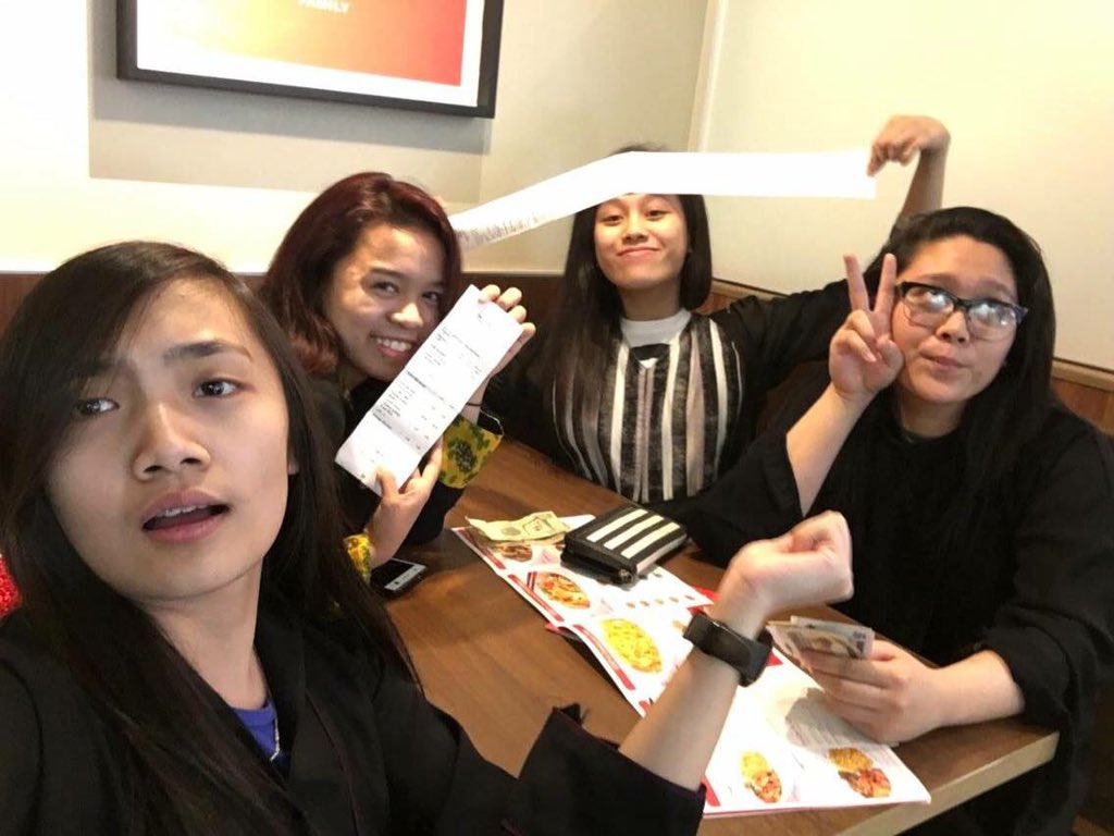 spisian's tweet photo. @spisian Panda Express x Domino's 😋 https://t.co/RphQ3bj35q