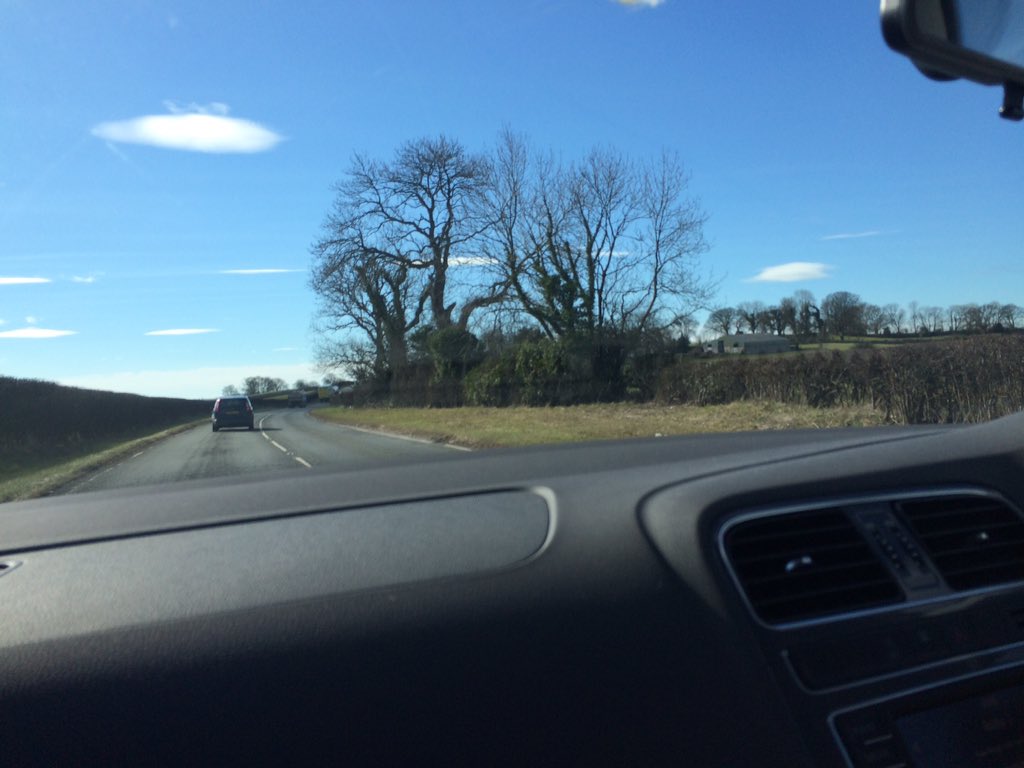 lakescollege's tweet image. Lovely day to be out and about 🌞 #Apprenticeship #NAW2016 #NationalApprenticeshipWeek #sunny