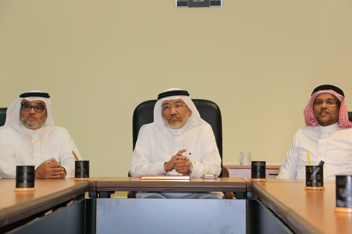 GIS_TIC's tweet photo. زيارة أمين العاصمة المقدسة د.أسامة البار وعدد من قيادات الأمانة لـ GIS للاتفاق على عدد من المشاريع التي تخدم الأمانة https://t.co/WCBHtE87th