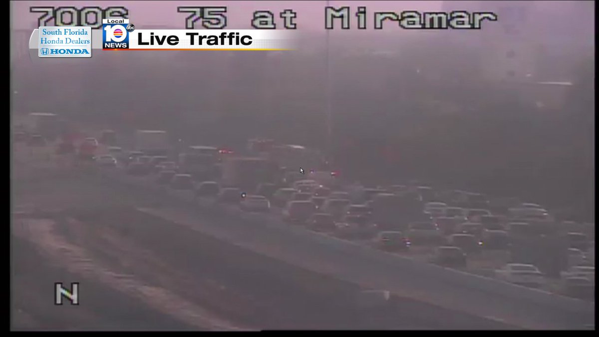 Crash on I-75 NB and Miramar Pkwy #TRAFFIC https://t.co/ViA7MqfHKs