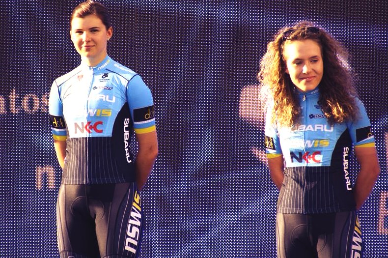 Flashback from Tour Down Under <a href="/holleesimons/">Hollee Simons</a> looking like a model, while I'm looking like......me <a href="/Thewattsfactory/">The Watts Factory</a>