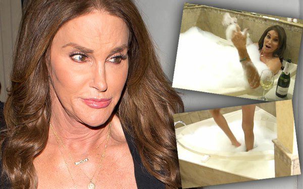 Caitlyn Jenner : Rated Caitlyn Jenner caught completely NAKED tub time watc...