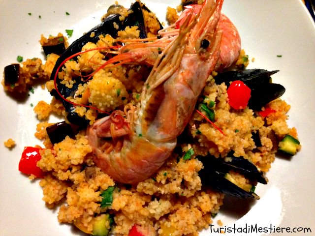 touristtrade's tweet photo. Voglia di tornare a Sestri Levante tra aperipool, ebike e cucina tabarchina https://t.co/eXW33kd5SQ #travel #Liguria https://t.co/jRRR611lyW