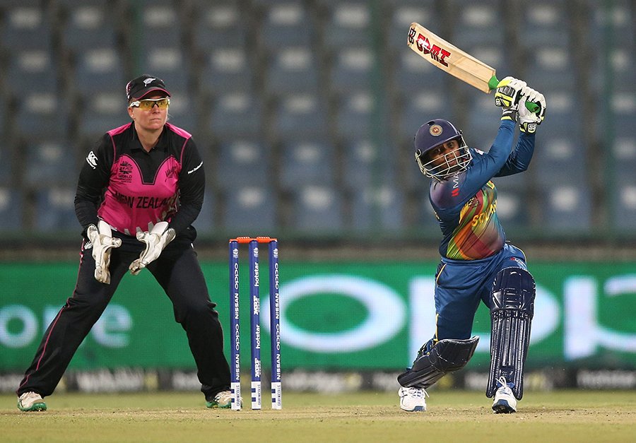 osa10001's tweet photo. #WT20 
2nd match

#SLWN 110/8(20ov)
Dilani 37(31)
#NZWN 111/3(15.5ov)
Bates 37(37)

#NZWN won by 7 wicket
(15/03/16) https://t.co/xfCM0owAHo