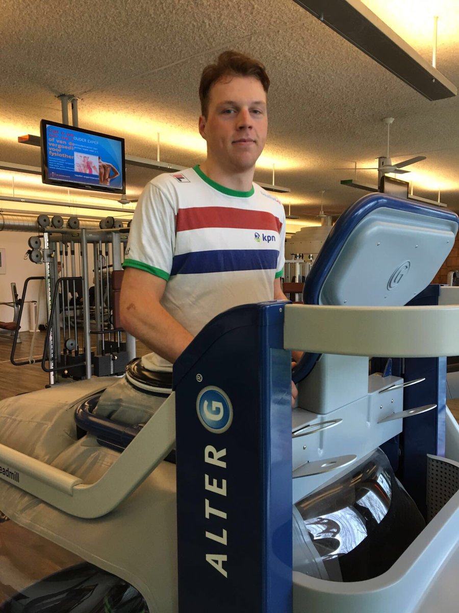 Lennart Velema, <a href="/iSkaters/">iSkate</a> /TeamBeslist.nl, revalideert bij MCZ-Flytta op #AlterG voor een topfit seizoen 2016-2017.