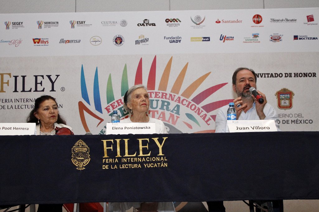 ComuniqueInform's tweet photo. Elena Poniatowska aglomera la @filey con su obra “Dos veces única”
https://t.co/M9ieAeGEhO https://t.co/yKOUR9Hyn8