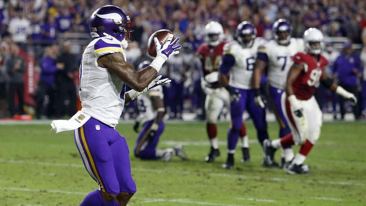 baltimoresun's tweet photo. Veteran wide receiver Mike Wallace agrees to terms with #Ravens. https://t.co/RhX2MZoi5u https://t.co/Q5wcDApqR5