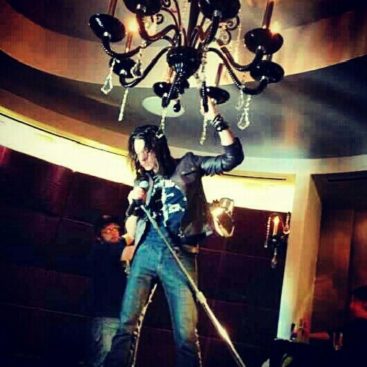 CrashMidnight tweet picture