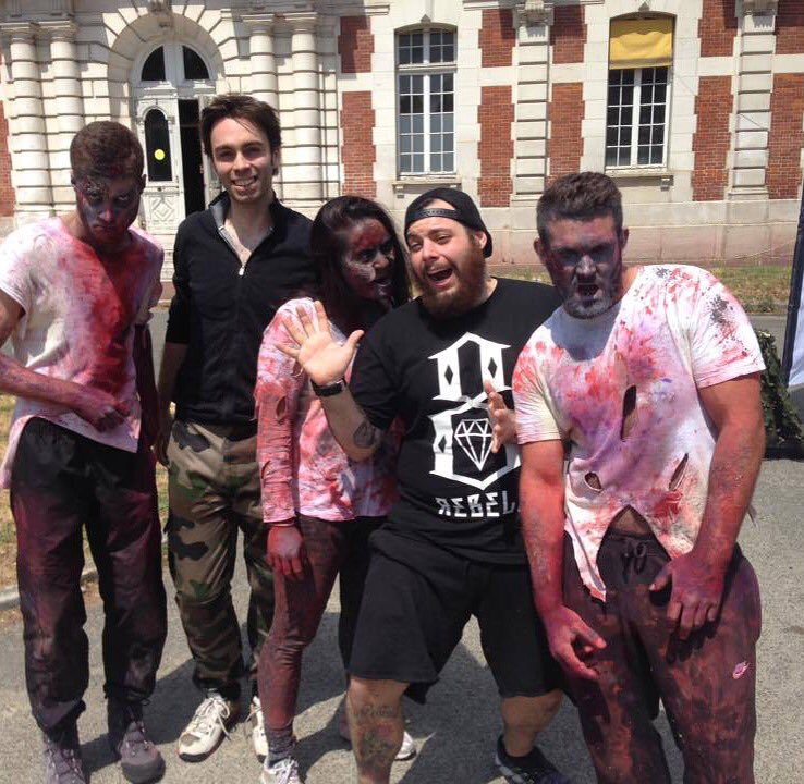 DubaiZombie's tweet photo. The Zombie Challenge coming to you Dubai straight from Paris! #thedubaizombiechallenge #dubai #twd https://t.co/lBzhhUTLYS