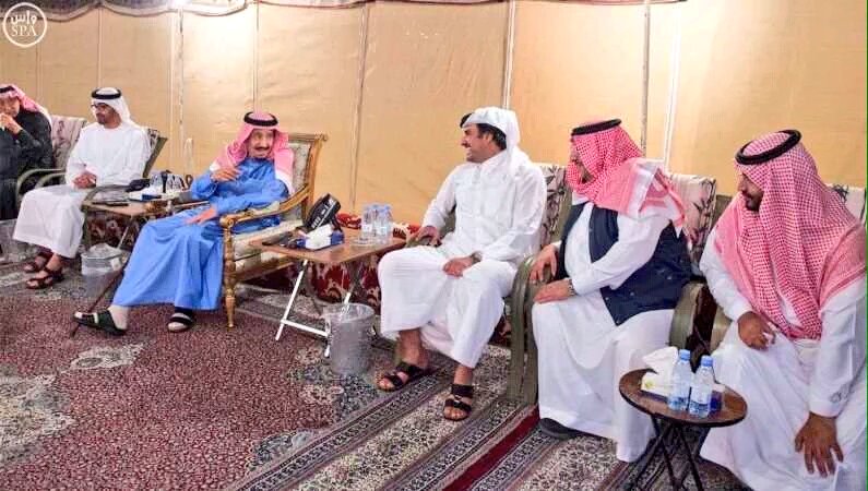 TOT_A20's tweet photo. @talal_1483 ويومها كان لابس ثوبه اﻷزرق 💙💙💙💙💙💙💙😍 https://t.co/bMnrI9vAMg