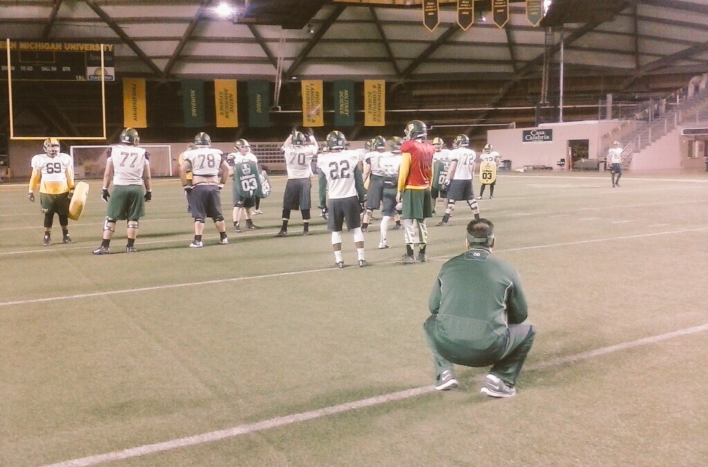 NMU_Football's tweet photo. It was a beautiful Practice 3 this morning! #2Hands #WildcatWay https://t.co/kr4x2BA5cP