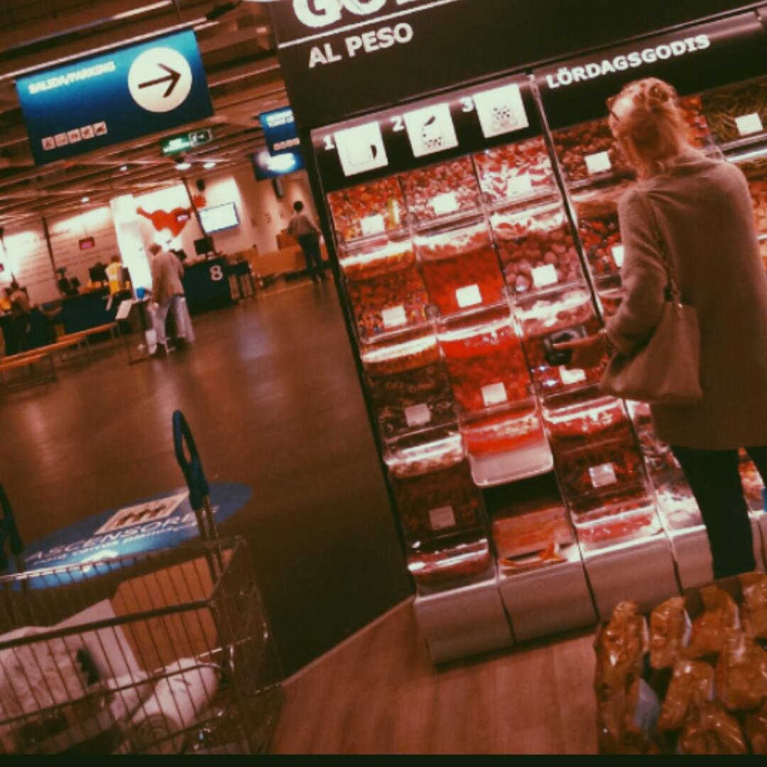 Begines95's tweet photo. Me quedaría a vivir en @IKEA_Spain https://t.co/8DDUFwXdPa
