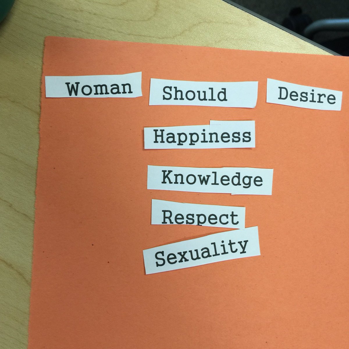carmenlogie's tweet photo. #swk4210 magnetic poetry for empowerment presentation https://t.co/FyhdsaebZg