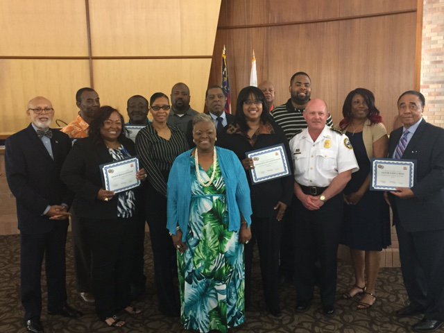 RiverdaleCenter's tweet photo. Congrats to the first graduating class of Riverdale's Pastor Academy! Faith leaders completed a 4 wk course from RPD https://t.co/7tyFWUines