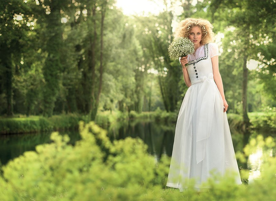 Dirndl_Daniel's tweet image. #Mothwurf #Dirndl #Hochzeitsdirndl #Brautmutterkleider dirndl-online.net/mothwurf-2016-…