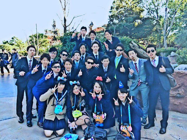 スーツディズニー