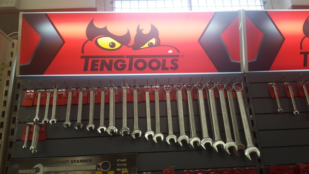 FENFAST1's tweet photo. Knipex and teng tools.  . The professionals choice of automotive tools and tool boxes https://t.co/JAJbQNA4pw
