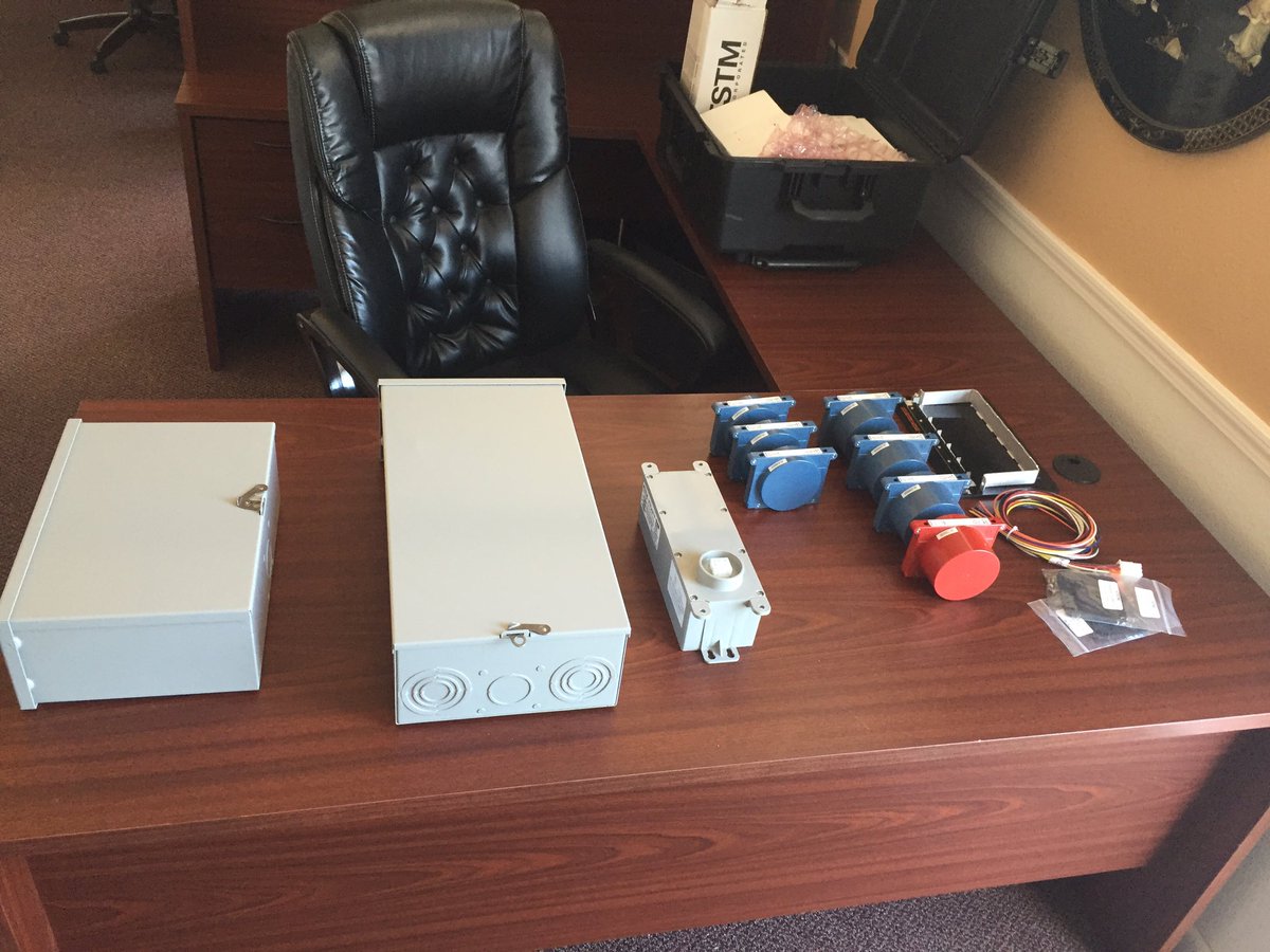 NuvoSource's tweet photo. #TSTM day @NuvoSource https://t.co/DGFvZ3TTPL